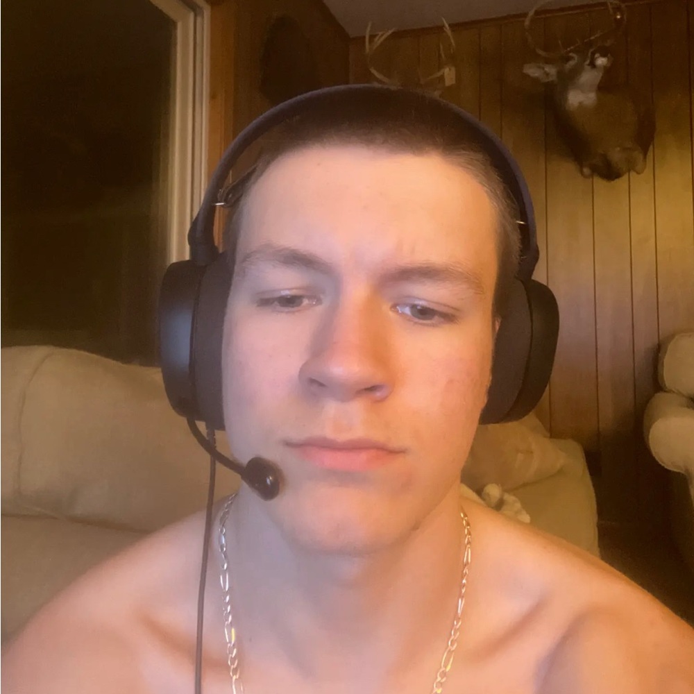 Meet your Posher, Bryson